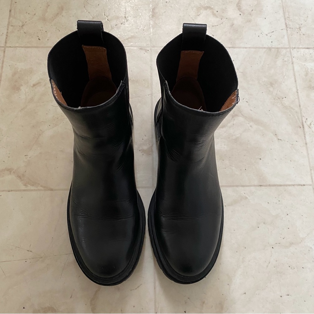 $198 Madewell Bradley Black Leather Chelsea Lugsole Ankle Boots Booties Size 6 - Picture 5 of 15